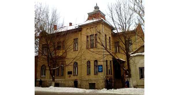 A Beregszászi Művészeti Iskola épülete