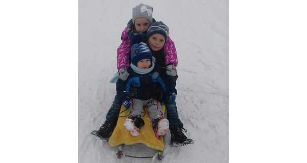 Krisztina, Viktor és Vanessza